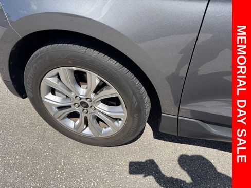 Used 2024 Ford Edge Titanium AWD/4WD image 11