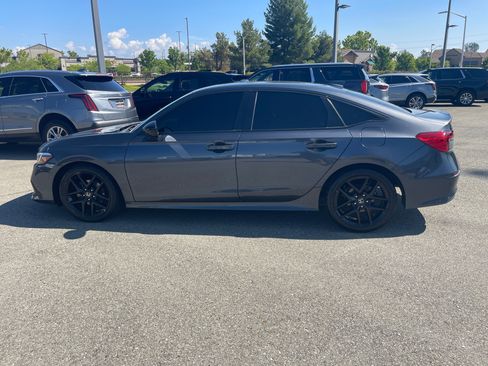 Used 2022 Honda Civic Sport image 8