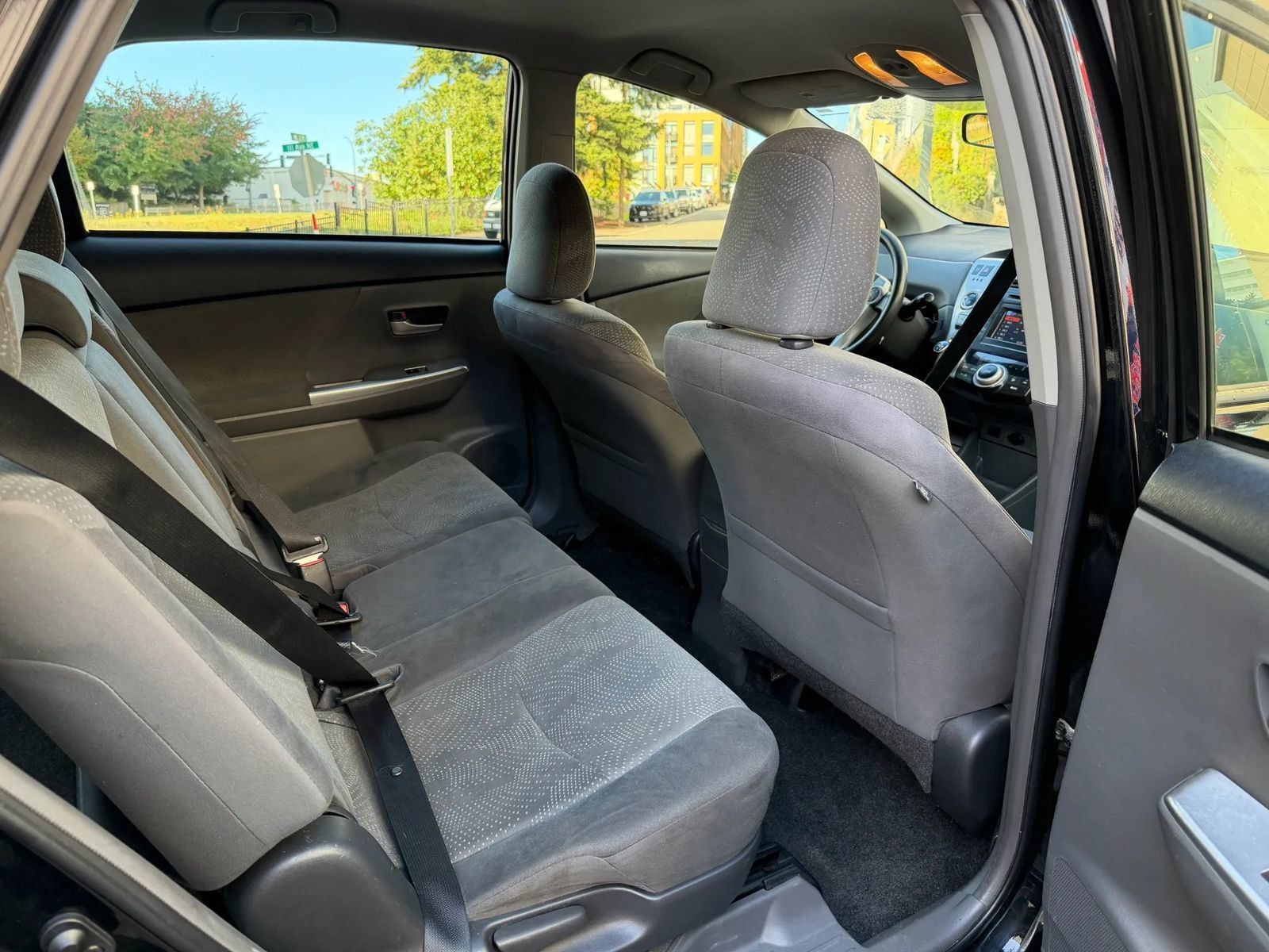 Used 2014 Toyota Prius V Two FWD image 33