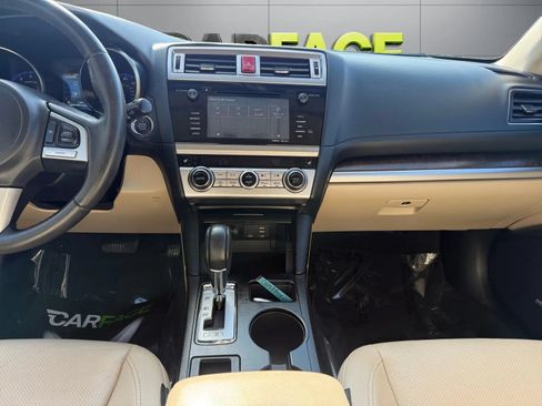 Used 2017 Subaru Outback 2.5i Limited AWD/4WD image 25