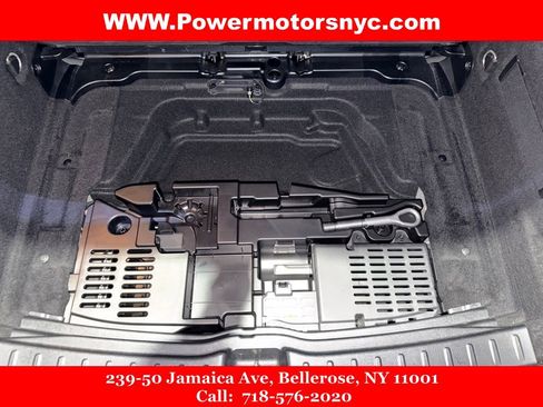 Used 2021 Mercedes-Benz GLA 250 4MATIC w/ Premium Package image 16