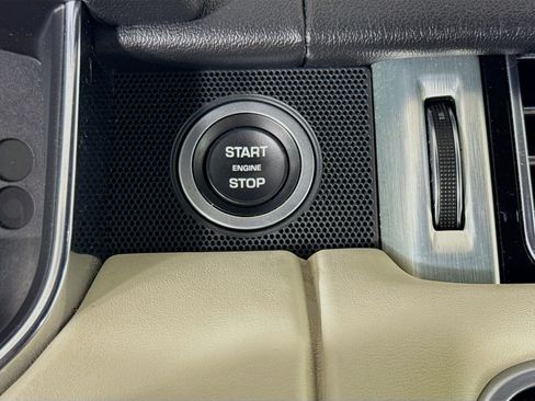 Used 2019 Land Rover Range Rover HSE image 20