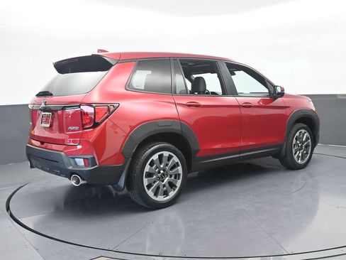 Used 2025 Honda Passport EX-L image 6