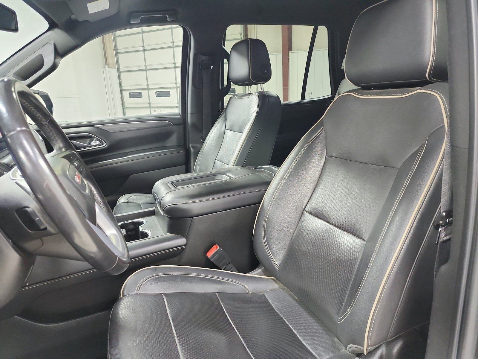 Used 2021 GMC Yukon SLT RWD image 10