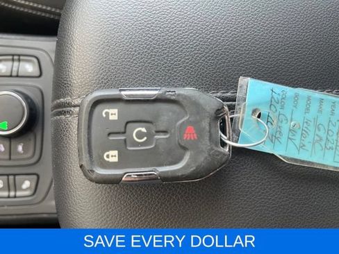 Used 2023 GMC Terrain SLE w/ Driver Convenience Package FWD image 29