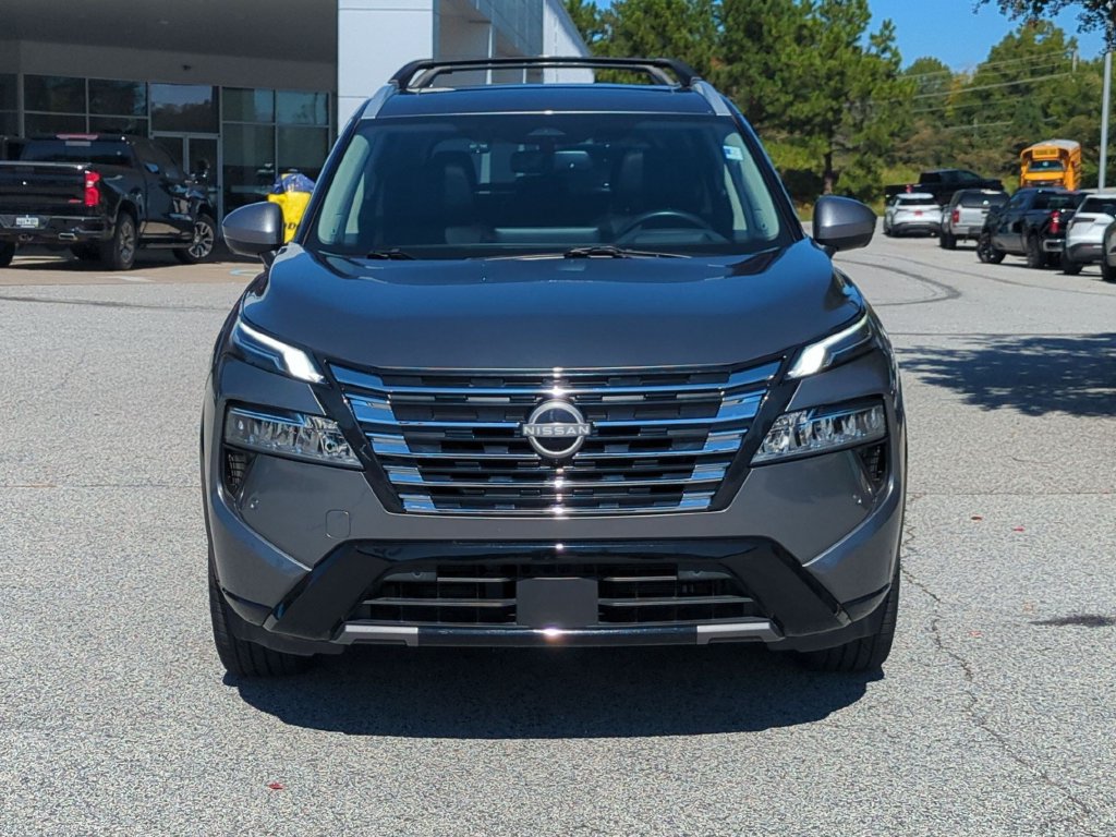 Used 2025 Nissan Rogue Platinum w/ Platinum Premium Package AWD/4WD image 8