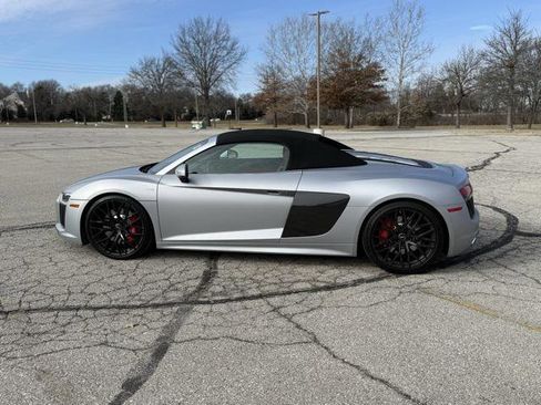Used 2018 Audi R8 V10 image 8