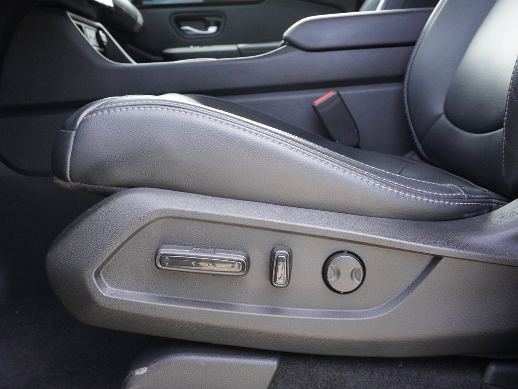 Used 2024 Honda Pilot Touring image 28