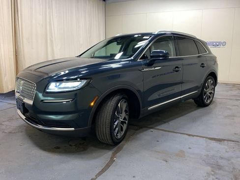 Used 2023 Lincoln Nautilus Reserve AWD/4WD image 7