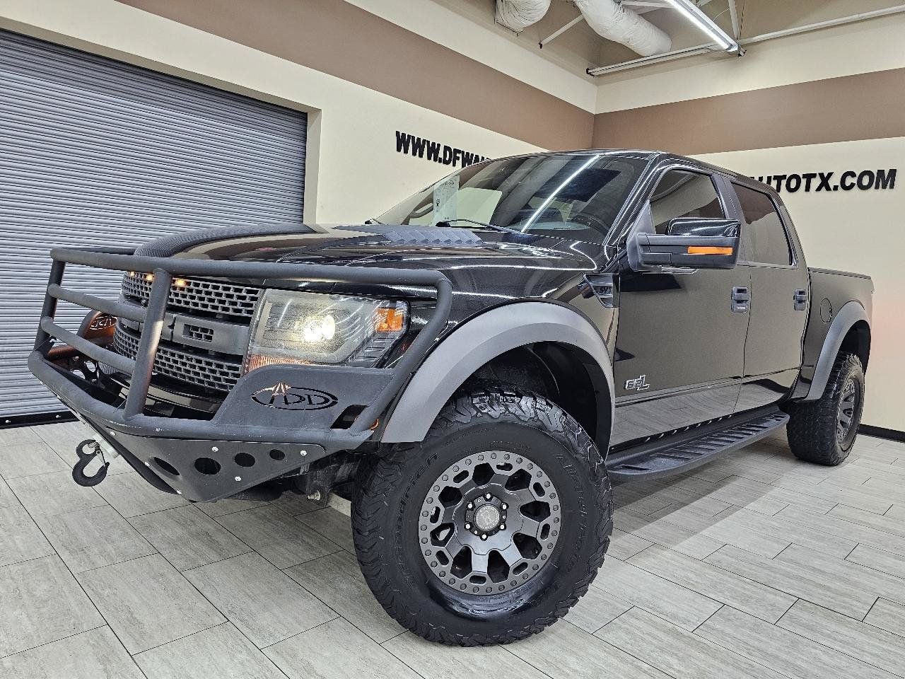 Used 2014 Ford F150 Raptor w/ Equipment Group 801A Luxury AWD/4WD image 1