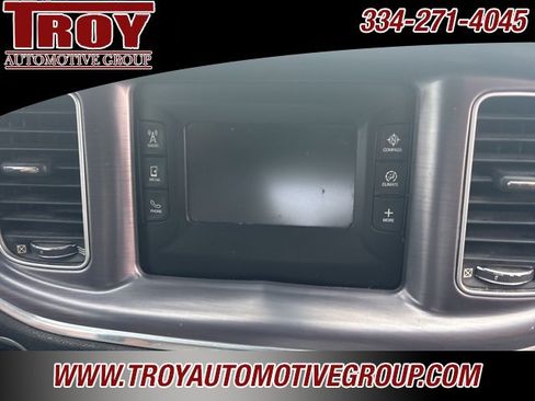 Used 2017 Dodge Charger SE image 16