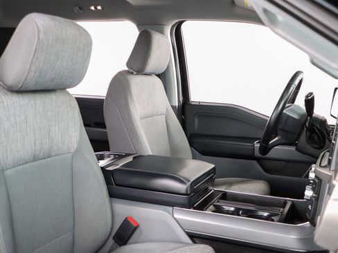 Used 2022 Ford F150 XLT w/ Equipment Group 302A High image 28