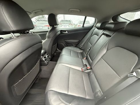 Used 2018 Kia Stinger image 14