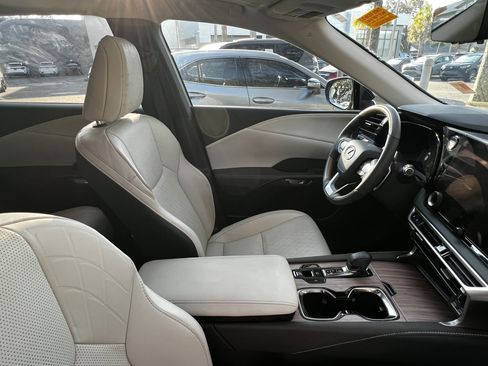 Used 2025 Lexus RX 350 Premium Plus image 46