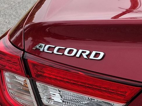 Used 2018 Honda Accord LX image 30