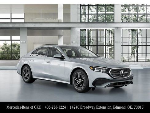 Used 2025 Mercedes-Benz E 350 Sedan image 11