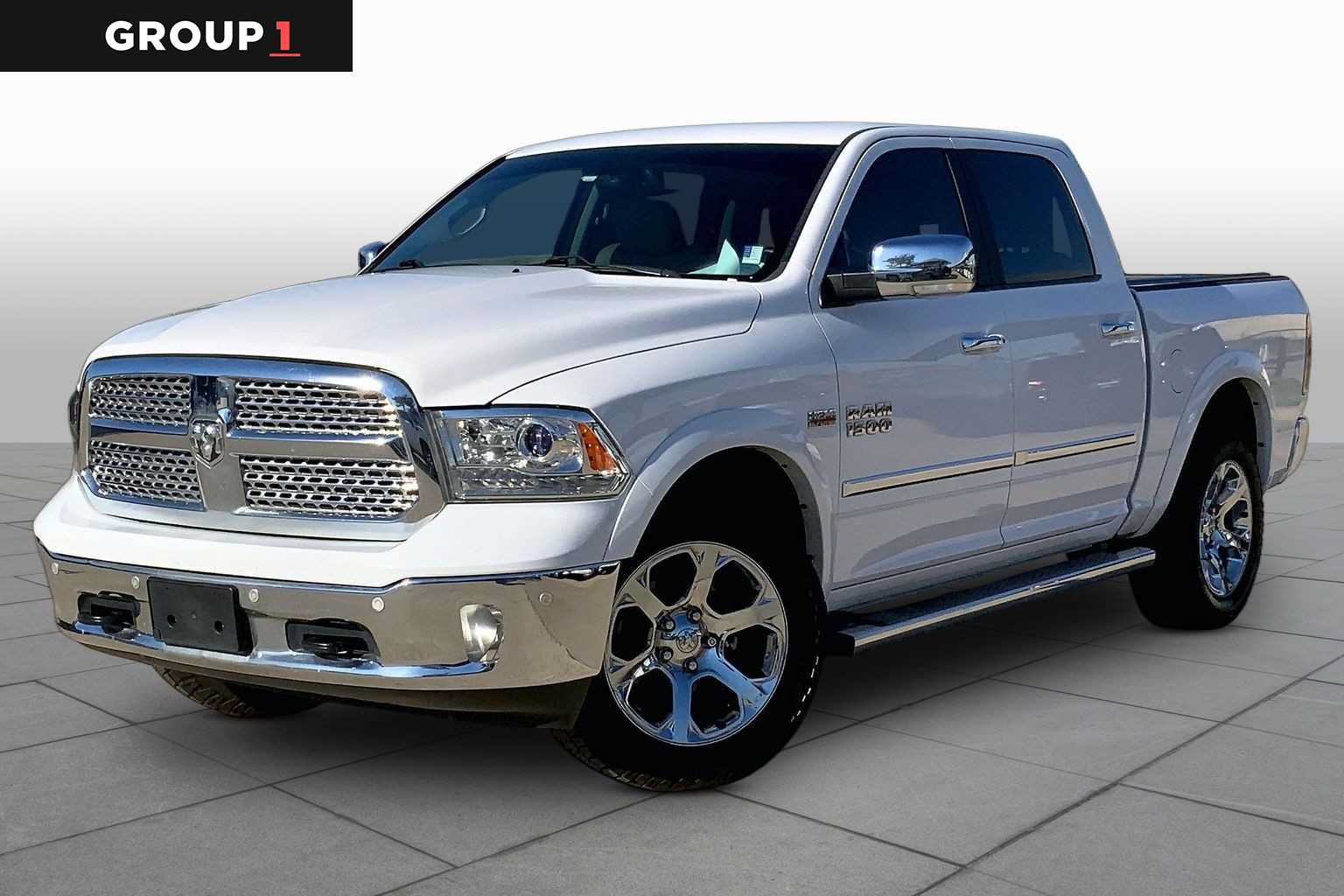 Used 2017 RAM 1500 Laramie w/ Convenience Group AWD/4WD image 1