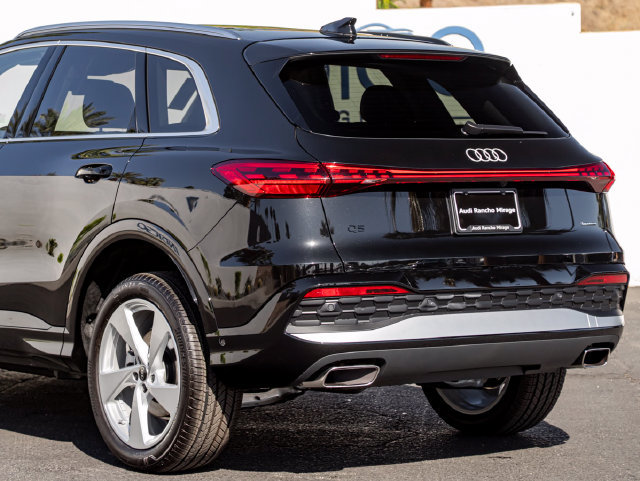 Used 2026 Audi Q5 Premium Plus AWD/4WD image 10