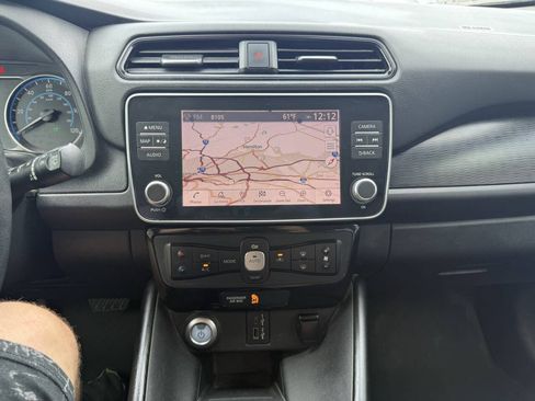 Used 2020 Nissan Leaf SV FWD image 26