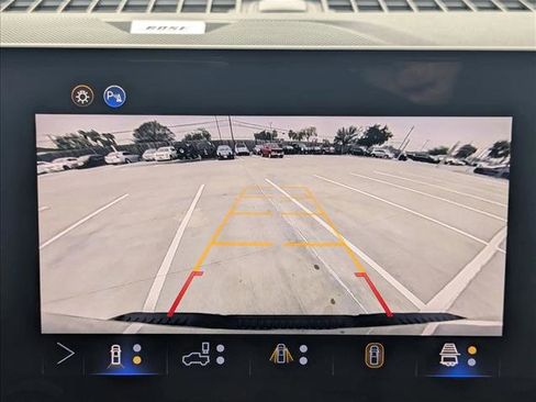 Used 2025 Chevrolet Colorado ZR2 w/ Technology Package image 14