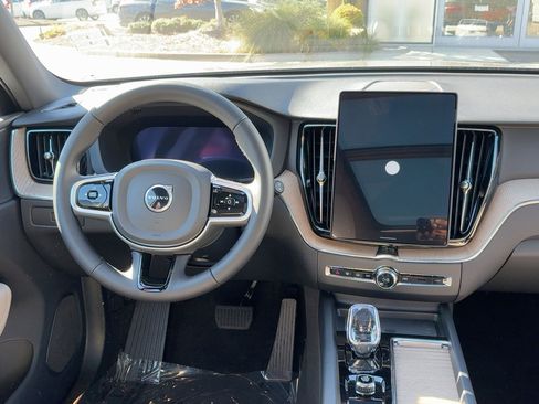 New 2026 Volvo XC60 B5 Plus w/ Climate Package image 28