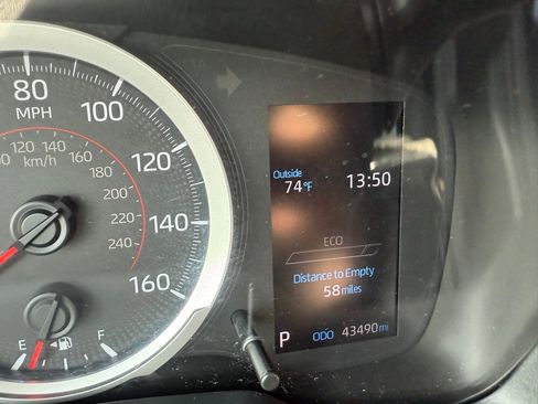 Used 2020 Toyota Corolla SE FWD image 13