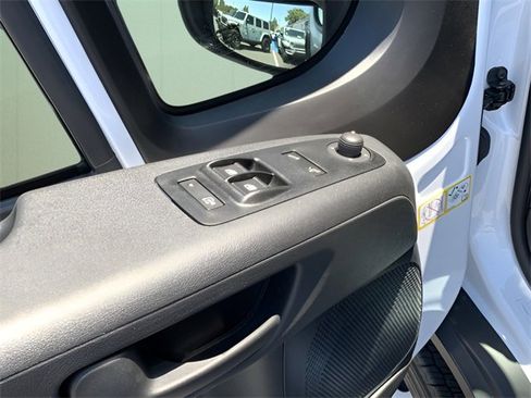 New 2024 RAM ProMaster 3500 w/ Premium Convenience Group image 18