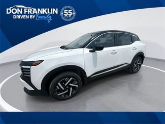 New 2025 Nissan Kicks SV image 1