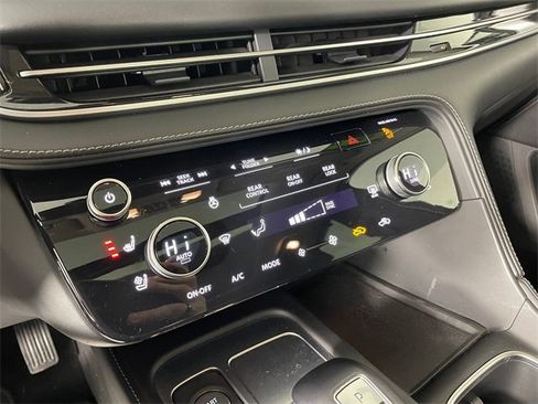 Used 2024 INFINITI QX60 Luxe image 7