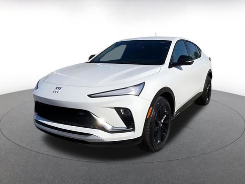 Used 2025 Buick Envista Sport Touring image 7