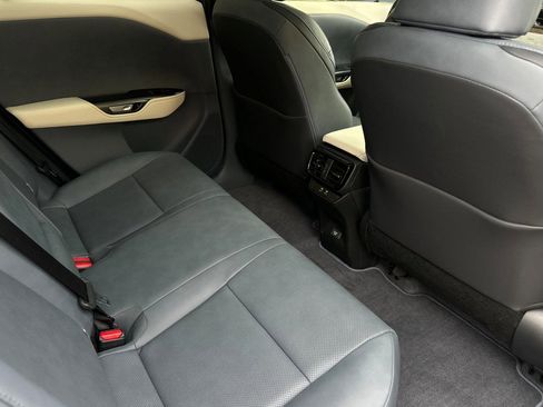 Used 2024 Lexus RZ 300e Premium w/ Technology Package image 30