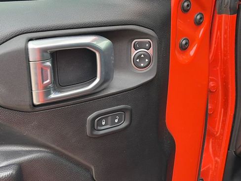 Certified 2023 Jeep Wrangler Unlimited Sport AWD/4WD image 18