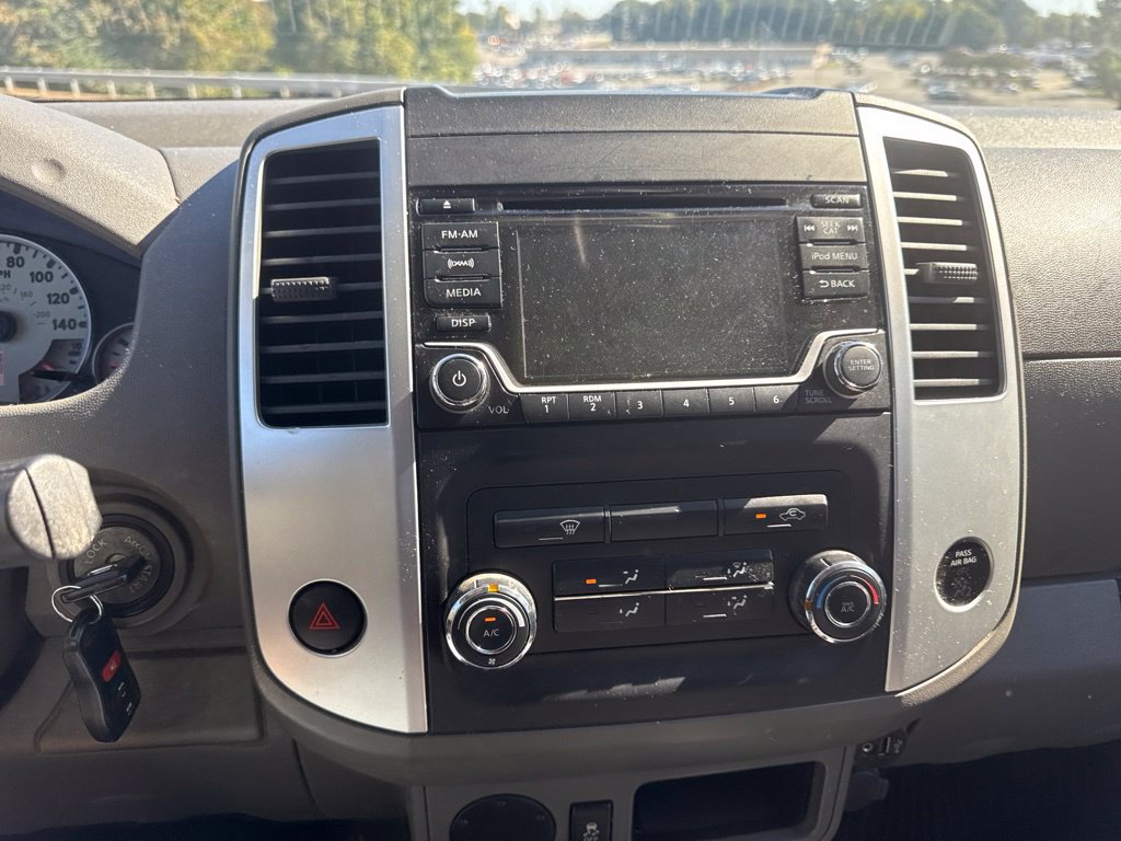 Used 2018 Nissan Frontier SV RWD image 25