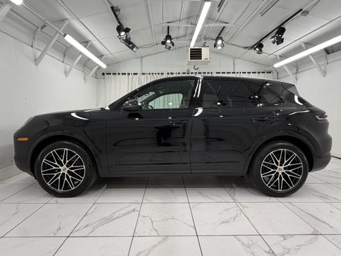 New 2026 Porsche Cayenne image 15