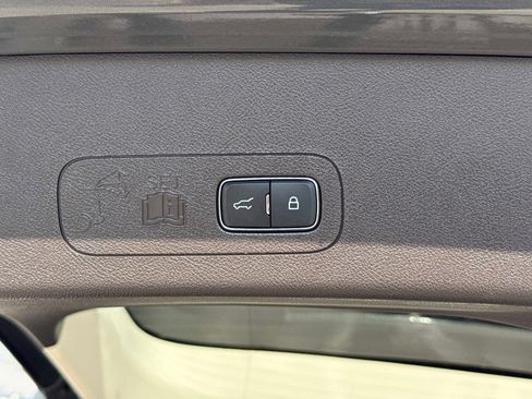 Used 2023 Lincoln Aviator Black Label w/ Dynamic Handling Package AWD/4WD image 14