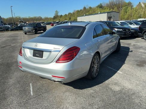 Used 2016 Mercedes-Benz S 550 4MATIC Sedan image 3