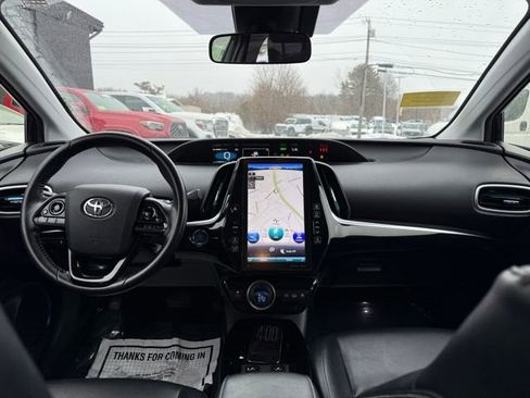 Used 2021 Toyota Prius Prime XLE w/ Carpet Mat Package (TMS) FWD image 17