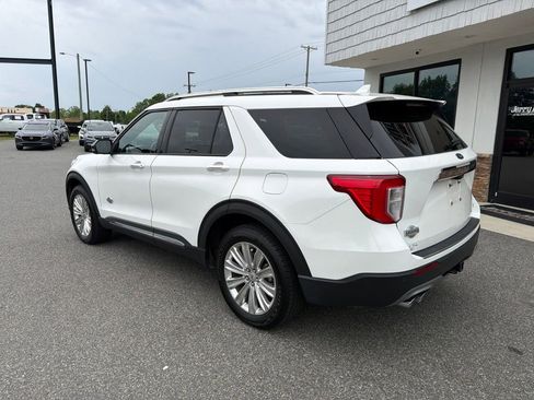 Used 2022 Ford Explorer King Ranch w/ Class IV Trailer Tow Package AWD/4WD image 6