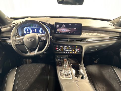 Certified 2025 INFINITI QX60 Autograph w/ Cargo Package AWD/4WD image 4