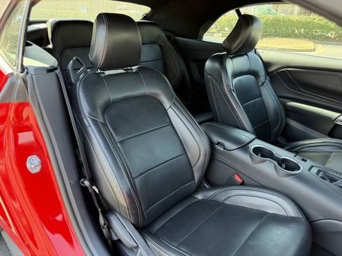 Used 2024 Ford Mustang Premium image 32