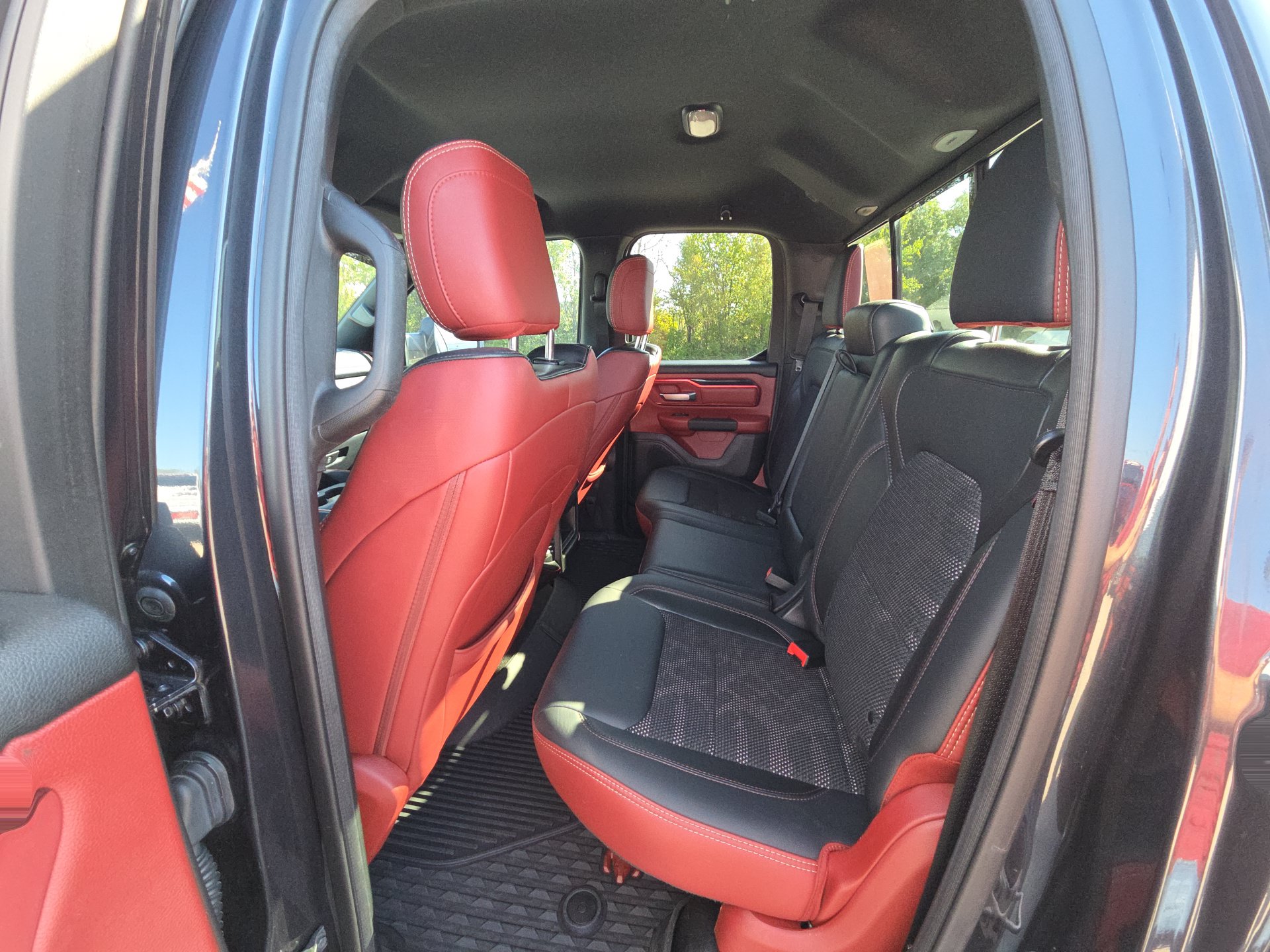 Used 2019 RAM 1500 Rebel AWD/4WD image 30