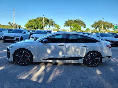 New 2025 Audi S6 e-tron Premium Plus image 11