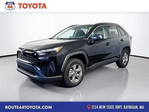 Used 2024 Toyota RAV4 LE AWD/4WD image 1