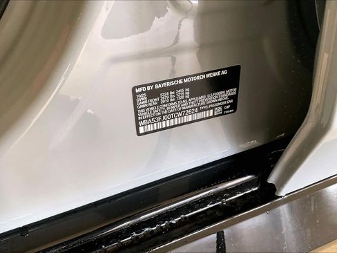 New 2026 BMW 530i xDrive w/ M Sport Package image 18