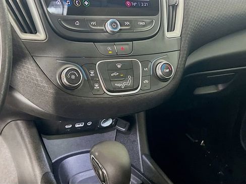 Used 2024 Chevrolet Malibu LS image 14