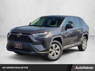 Used 2023 Toyota RAV4 LE AWD/4WD video 1