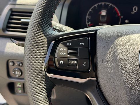 Used 2026 Honda Ridgeline Black Edition image 21