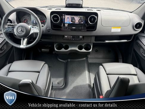 New 2025 Mercedes-Benz Sprinter 2500 image 2