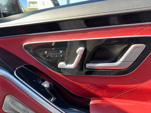 Used 2022 Mercedes-Benz S 580 4MATIC Sedan image 31