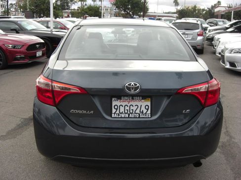 Used 2017 Toyota Corolla LE FWD image 9